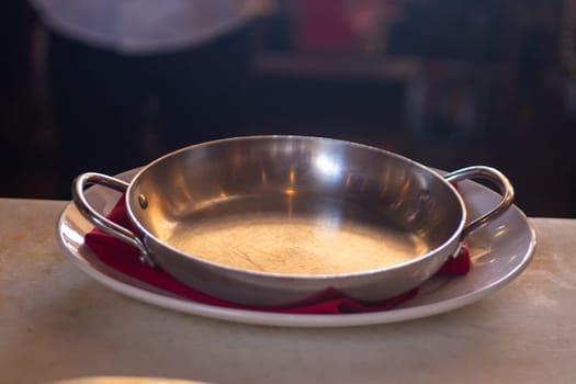 Peruvian Shallow small pan for cooking