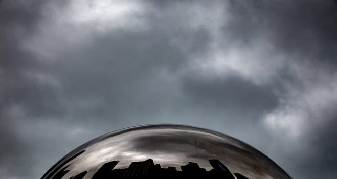 Chicago Bean with the reflection of the city