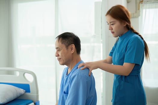 Nurse taking care of patients Help with physical therapy to restore muscles. and help take care of the health of patients.