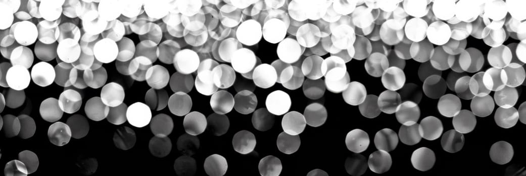 A black and white photo of a bunch of circles