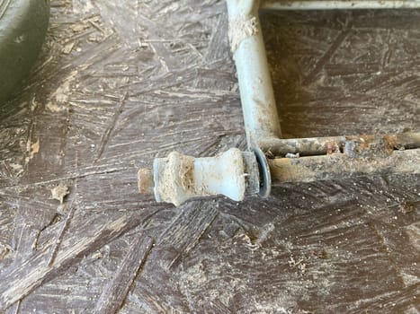 Repair of hand trolley for transportation of the goods