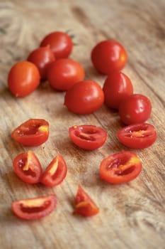 ripe organic tomatoes cut into wedges
