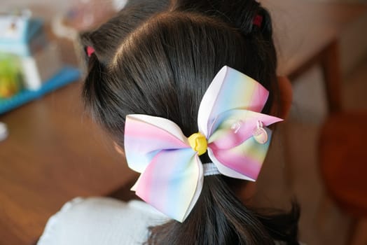 little girl with Hair clip .