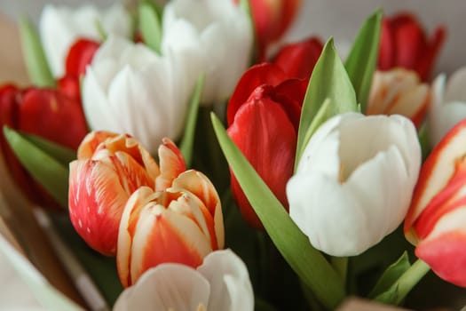 Spring Gift: Bright Tulip Bouquet for a Special March 8th Celebration