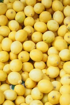 Lemon selling in supermarkets in istanbul .