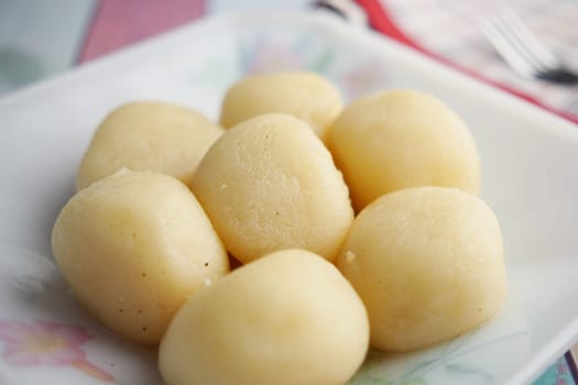 close up of indian sweet in a bowl on table, halua