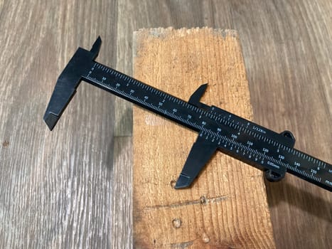 Caliper for measuring the a dimensions of parts