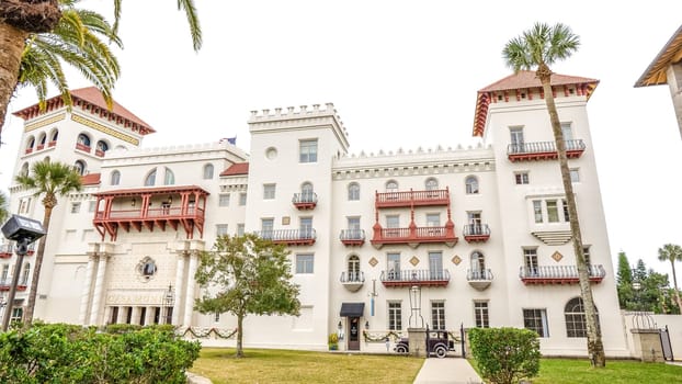 Built in 1888 by Henry Flagler, this iconic museum showcases the intricate beauty of mission revival architecture, perfect for history buffs and architecture enthusiasts alike.