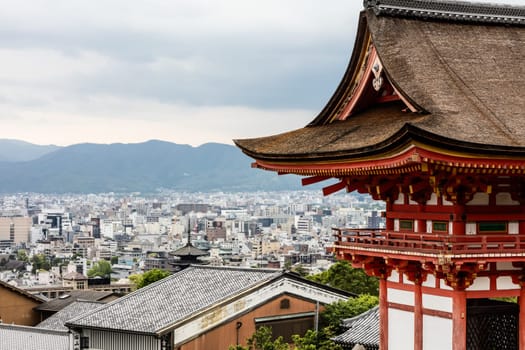 The iconic Kiyomizu-dera temple and mountain view on a sunny spring day in Kyoto, Japan
