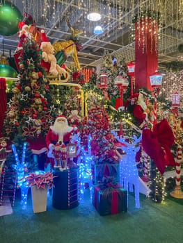 São Paulo, Brazil. August 23, 2024. Window display full of Christmas items. In a Shopping Mall in São Paulo.