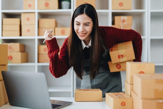 Online delivery, female small business owners are ecstatic when they see unexpected sales and customer orders in their business planning and marketing.