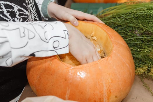 Creating a floral composition in a pumpkin. Making decor with your own hands