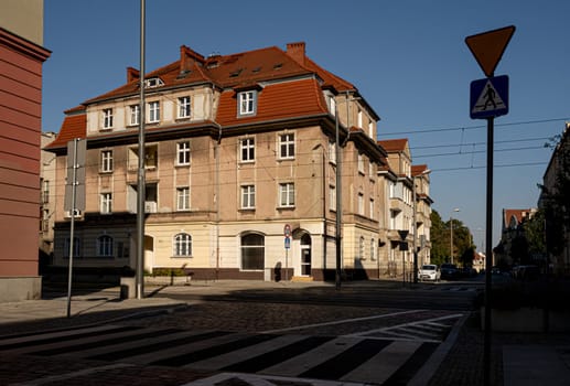 Autumn Alley In Poland Showcases An Urban Landscape