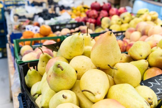 background food healthy fruit fresh freshness ripe vegetarian diet organic green pear agriculture
