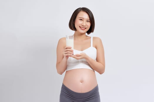 Care of Asian pregnant women with milk.