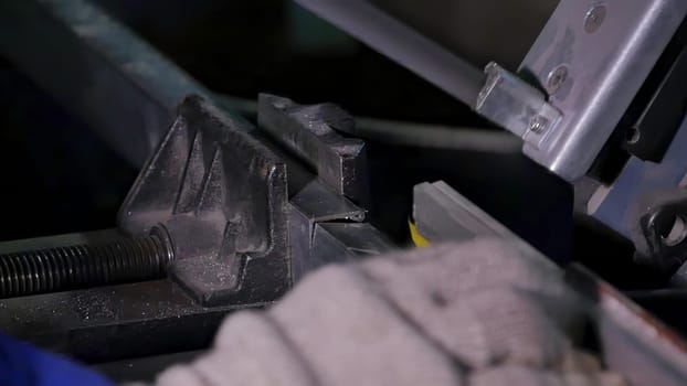 This video showcases metalworking, highlighting a precision machine cutting metal and a craftsmans meticulous techniques and attention to detail