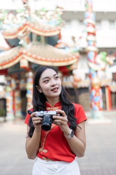 A photographer captures the essence of Chinese New Year festivities showcasing cultural traditions and vibrant celebrations.