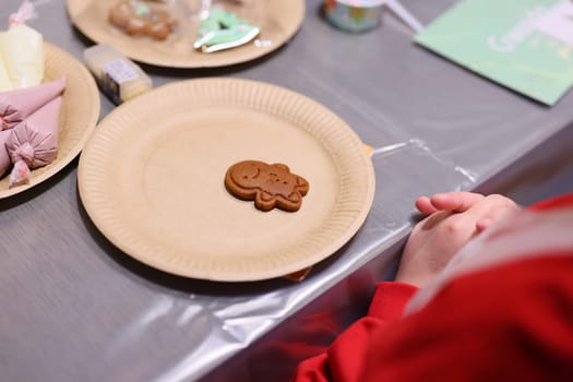 A charming festive setting featuring a delightful gingerbread cookie, perfect for all holiday celebrations