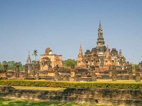 Wat Mahathat Maha That temple by day, Sukhothai, Thailand