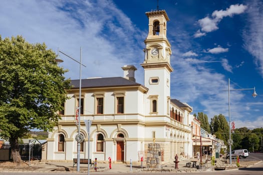 BEECHWORTH, AUSTRALIA - DECEMBER 27 2024: Historic Beechworth town centre on a warm summer's evening in Victoria, Australia on December 27th, 2024