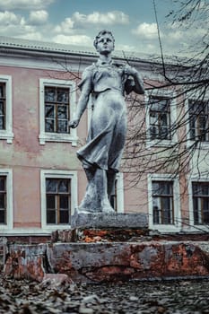 old monument to the girl. High quality photo