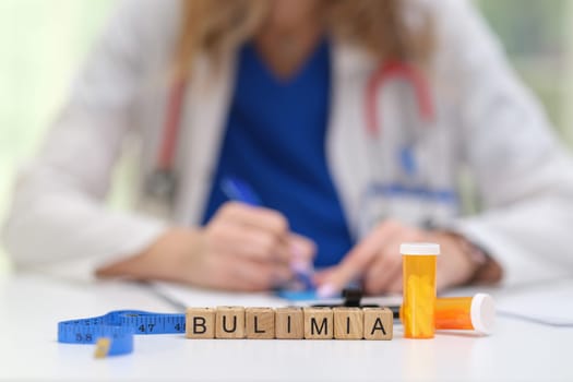 Investigating the effects of bulimia and the crucial role of healthcare professionals in its effective treatment