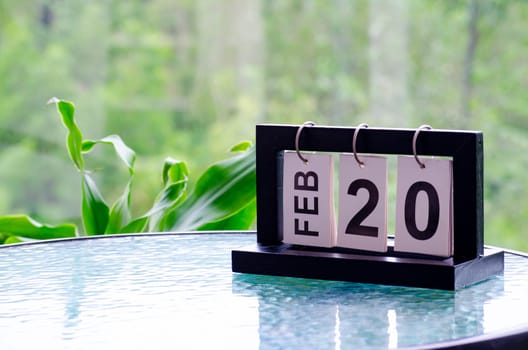 20th February table calendar with customizable space for text or ideas.