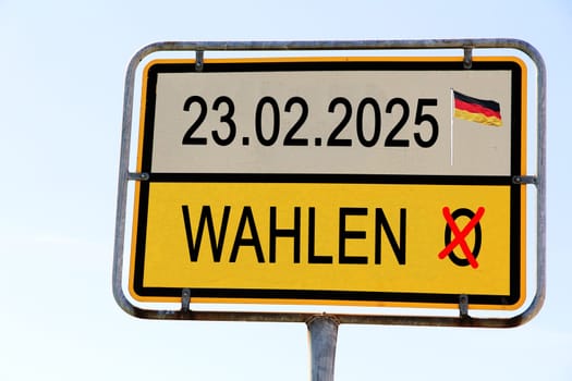 Schild mit Wahlen in Deutschland im Februar 2025