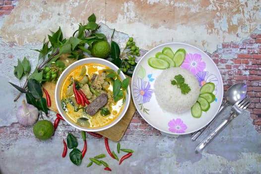 Green curry is a Thai food that is famous all over the world (green curry with chicken).