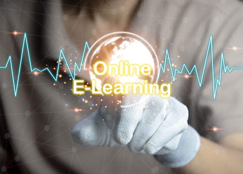 Concept of e-Learning, a learning management system through a network (Learning Management System) with an emphasis on learners as the center. in teaching and learning Blended style with regular class