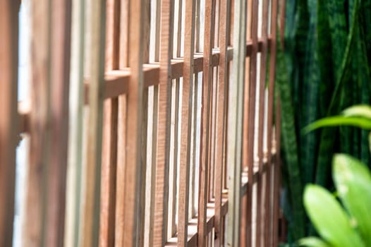 Picture leaked brown planks in the garden.