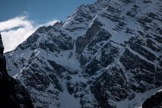 An avalanche is released on the Watzmann