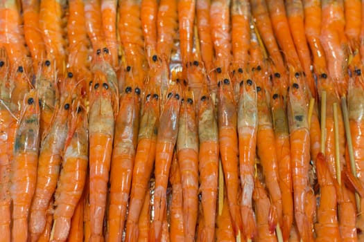 Shrimp wait for cooking to grill (Giant freshwater prawn)  in BBQ. yakiniku grill buffet restaurant