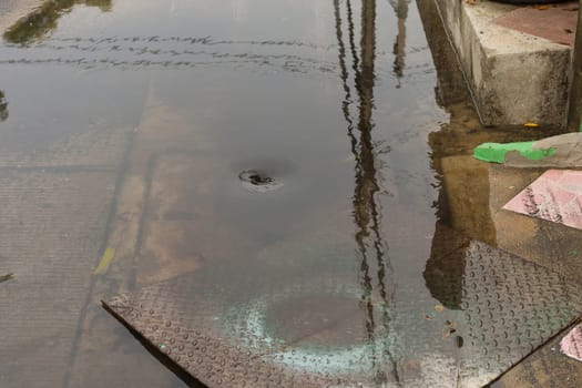 Working for drain cleaning. Problem with the drainage system.