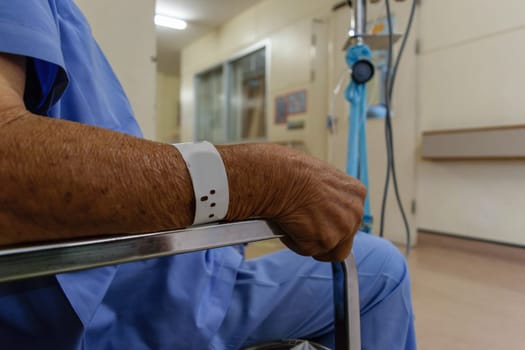 A patient in the hospital, Asian elderly man hand