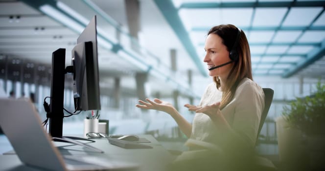 Smiling call center agent assists customers with efficiency and collaboration.