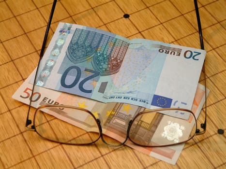 Money-3