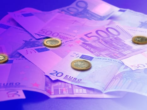 Money10