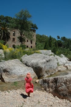 Created in June 2004 in La Riba,Spain.