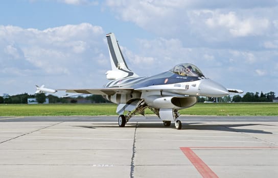 F16 Fighting Falcon