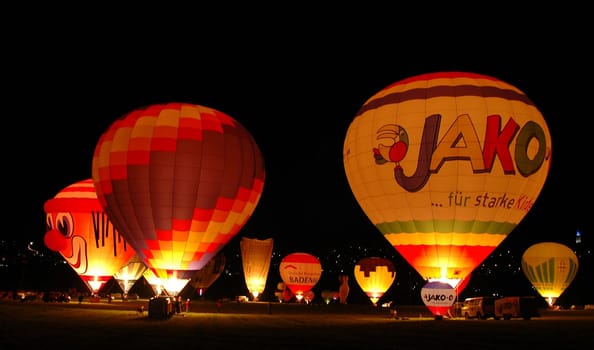 The German Cup of Hot Air Balloons takes place every two years in Pforzheim. Part of the supporting program is the night glow to the music.