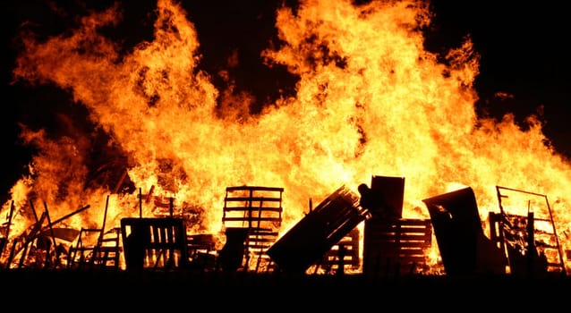 bonfirenight 5.11.04