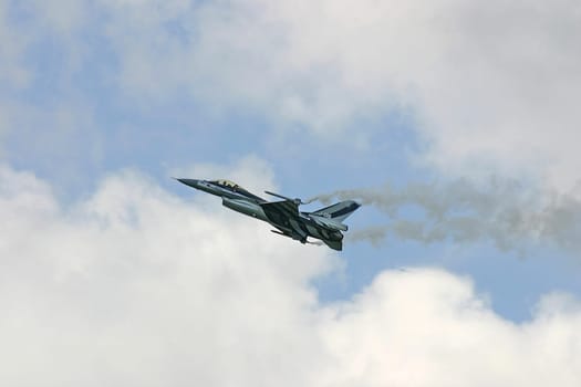 F16 Fighting Falcon