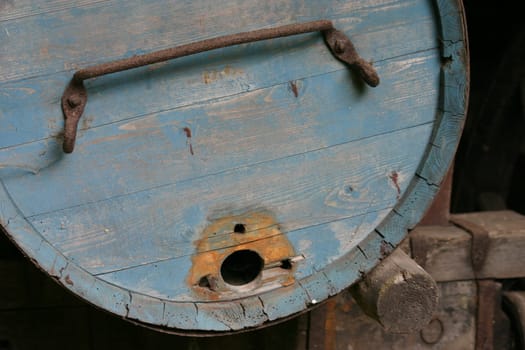 Manure barrel