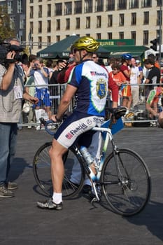 Berlin Marathon,Skater vs. Cyclist