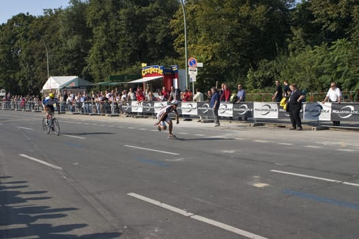 Berlin Marathon,Skater vs. Cyclist
