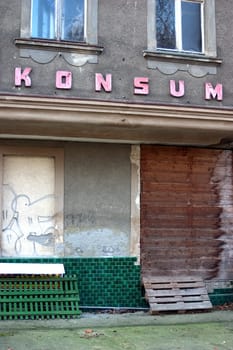 Consumption 01