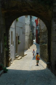 Created in June 2004 in Besalú,Spain. Nikon D70,18--70.