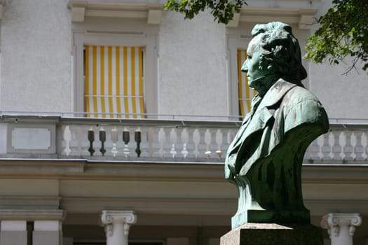 Lortzing bust