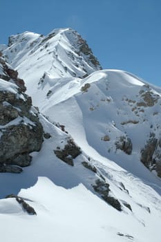 Taken at the Rothorn near Lenzerheide in Switzerland in March 2005. Nikon D70,Nikkor 18-70.